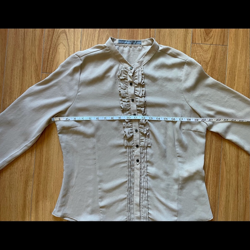 Zara Ruffled Embroidered Button -down Top - Picture 4 of 8